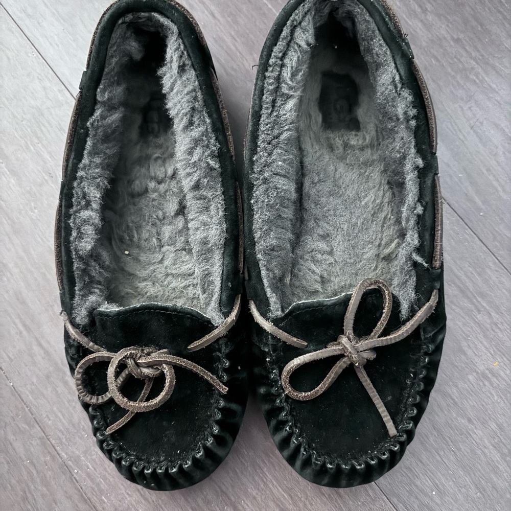 Black Ugg Australia slippers